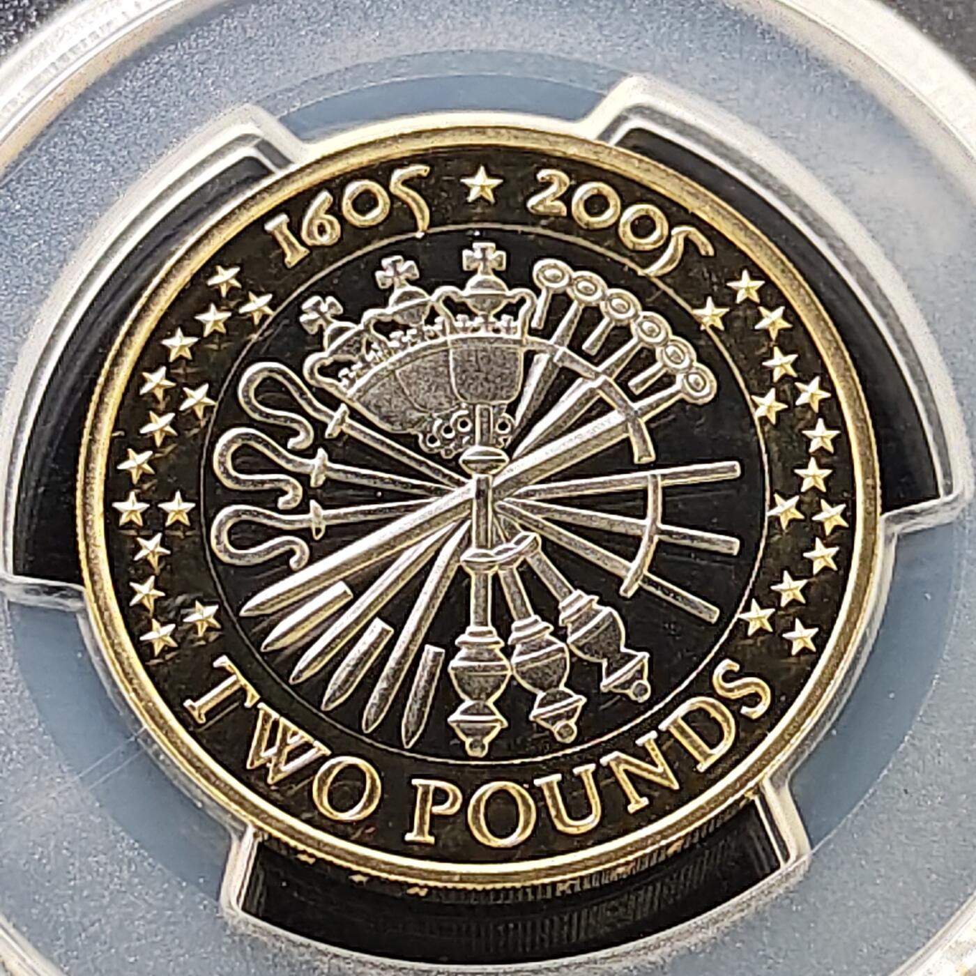 【全场包邮】纯粹捡漏拍487场（免费代拍第24场） 【收藏级·亚军分】英国2005年2镑火药阴谋400周年精制双色纪念币-PCGS PR68 DCAM（更高分仅2枚）