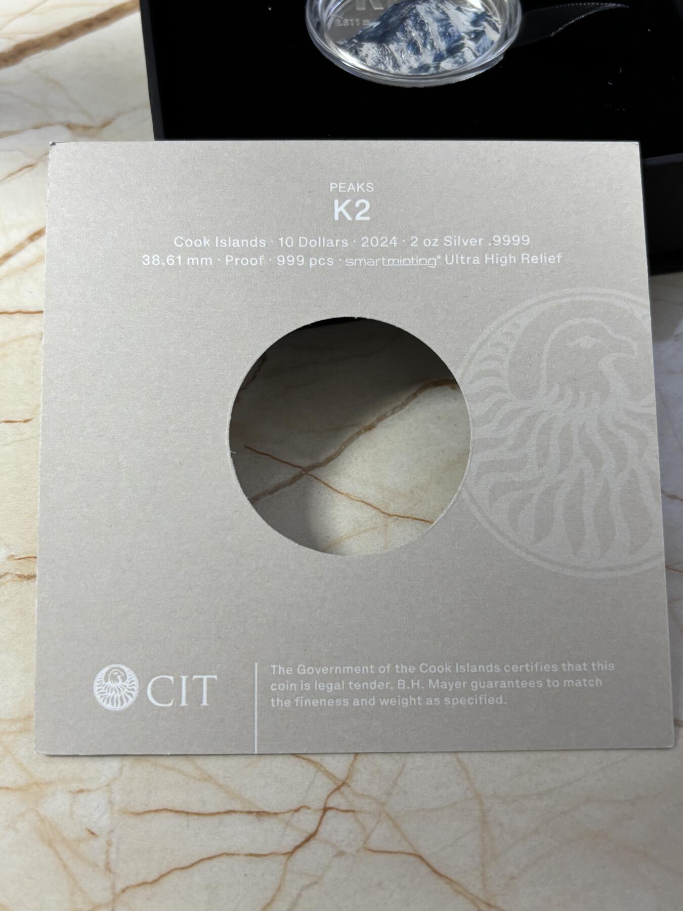 第186期拍卖 库克2024年K2高峰2盎司高浮雕彩色纪念银币,999银，发行999枚