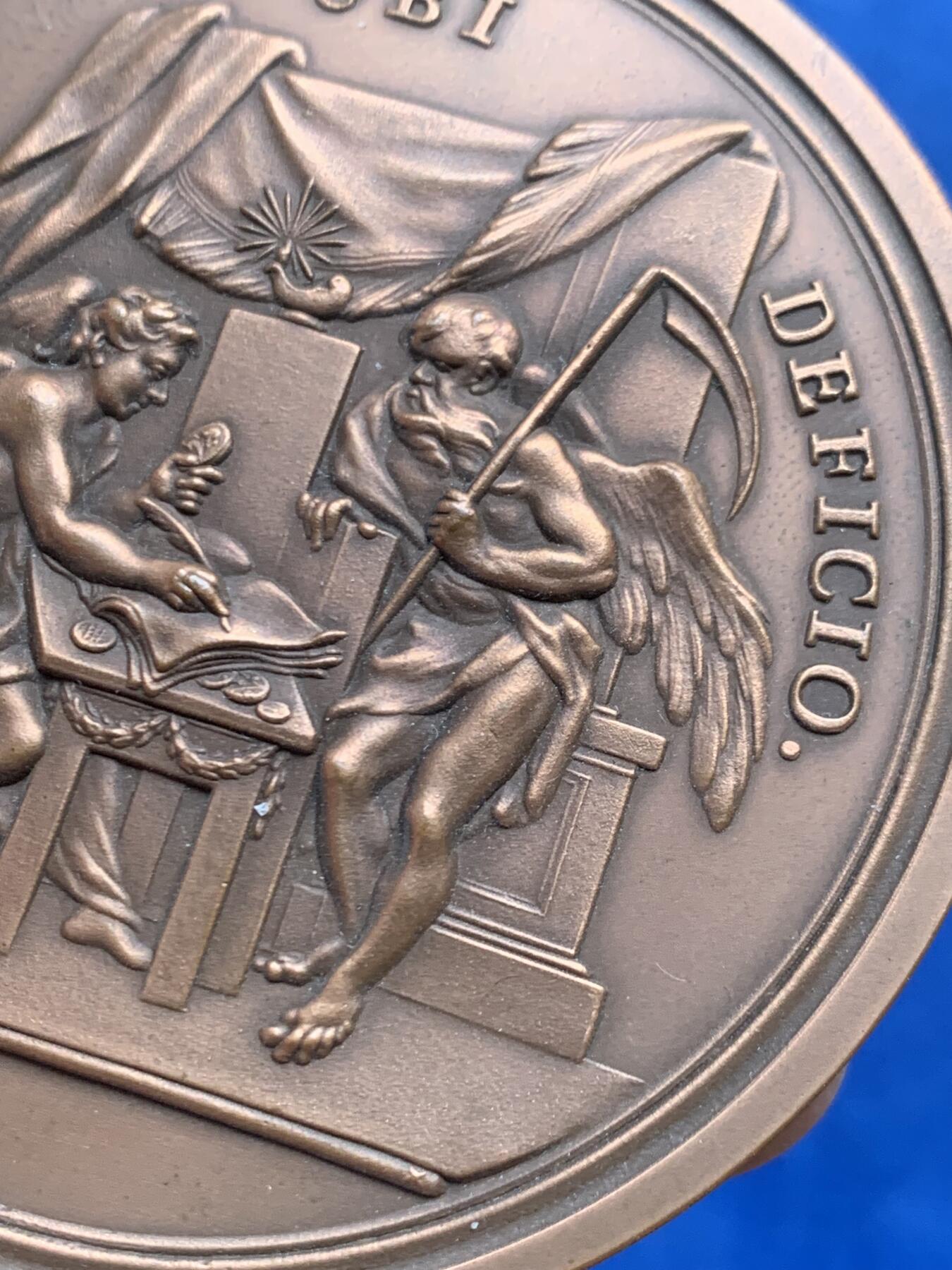 《竞宝斋》第447场 周日，周一，2场连拍 （全场包邮） 德国卡尔斯学院艺术与科学学院奖大铜章 铸造年代不详直径70.6mm 重量175.6g。