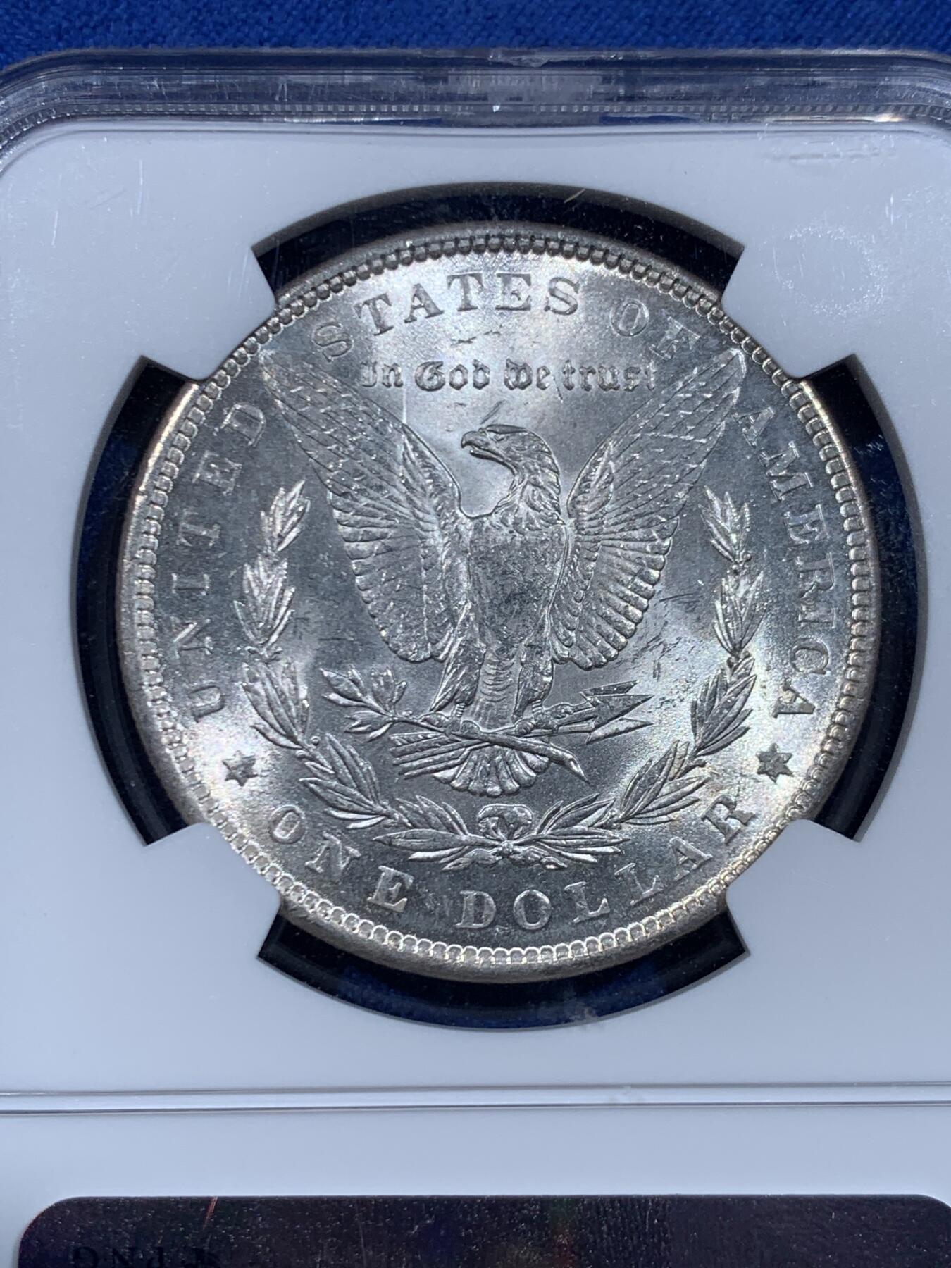 《竞宝斋》第447场 周日，周一，2场连拍 （全场包邮） NGC MS64 美国1888年摩根一美元银币 正面全紫光，背面原光