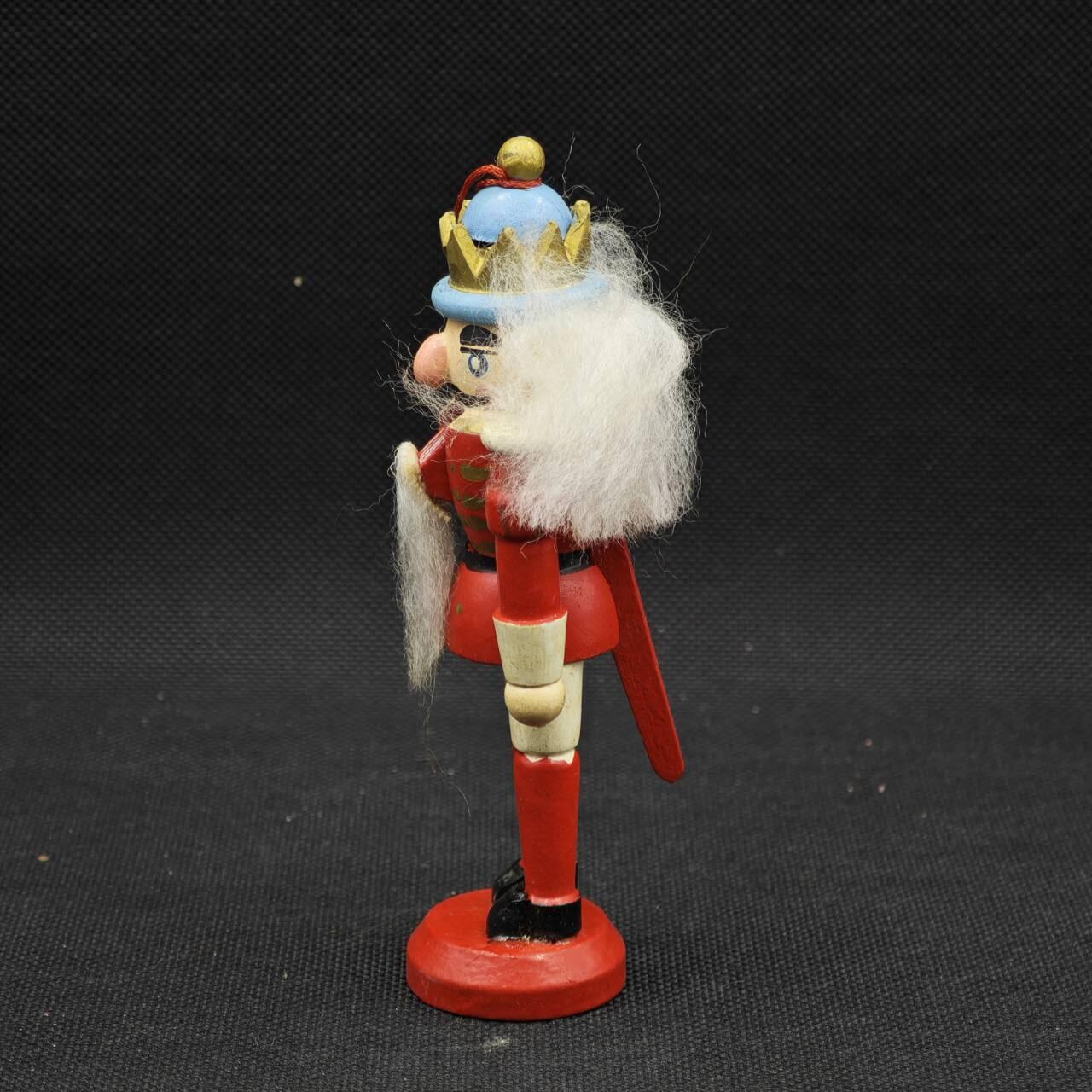 【淘币小摊】限时拍第八百三十拍  散币纸币邮票场  满百包邮可预留两周  周一统一发货  木质玩偶高13cm