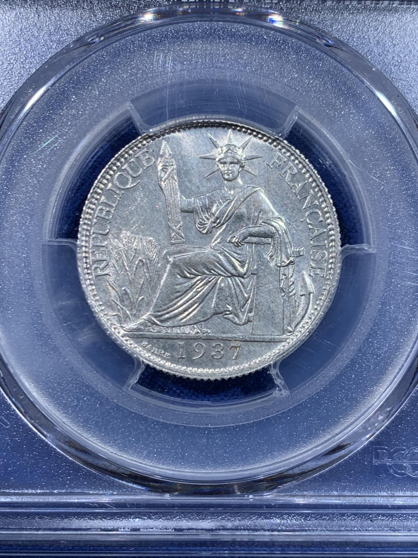 《竞宝斋》第447场 周日，周一，2场连拍 （全场包邮） PCGS UNCD 法属印支 1937年 坐洋20分银币，有点严评了，底板好有光泽，会养包浆的可砸盒养包浆