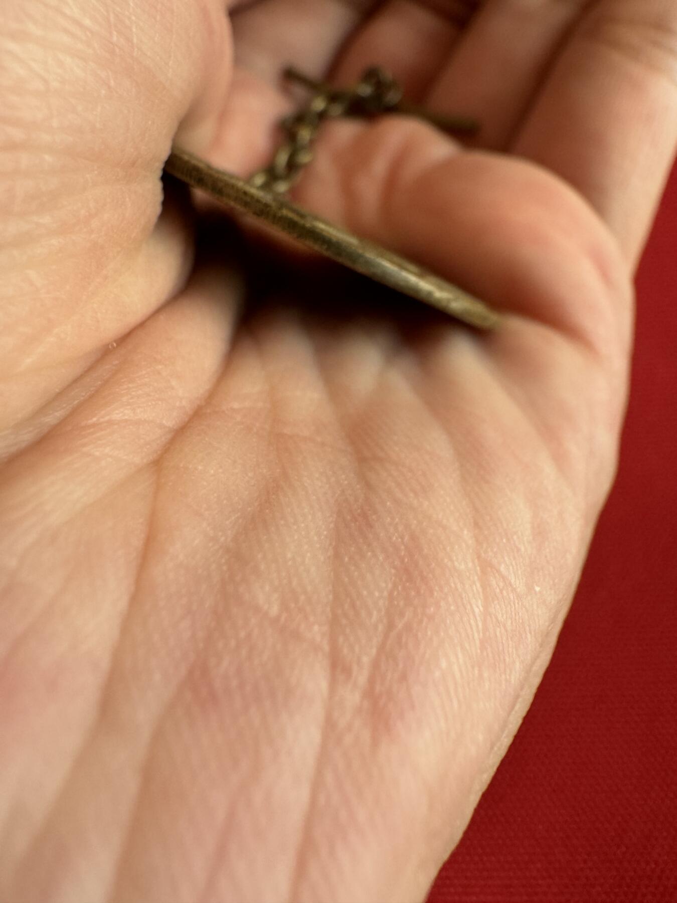 五哥徽章群   14号周日晚上八点4群联拍 铜章