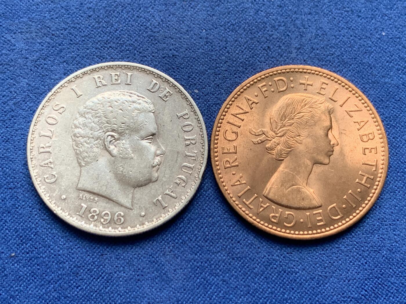 《竞宝斋》第447场 周日，周一，2场连拍 （全场包邮） 两枚一组 葡萄牙1896年卡洛斯一世500瑞斯银币+英国1967年伊丽莎白女王1便士铜币