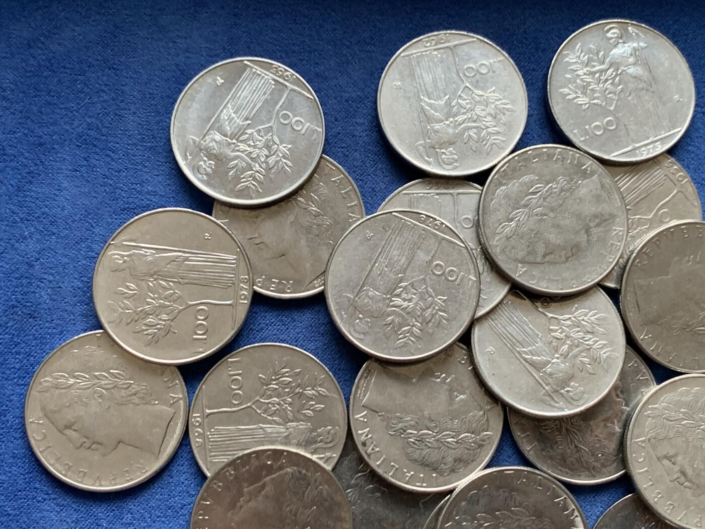 《竞宝斋》第447场 周日，周一，2场连拍 （全场包邮） 37枚一组 意大利100里拉钢币36枚+土耳其1960年1里拉钢币1枚 年份细节见图