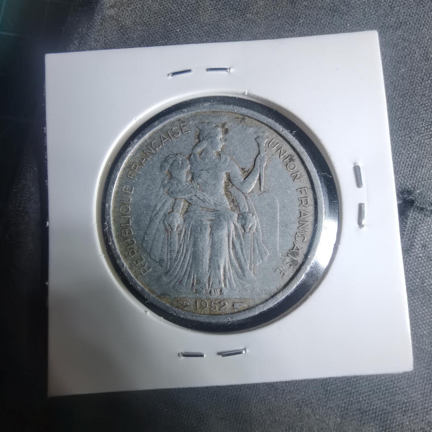 沼泽如烟--第931场 法属新喀里多尼亚1952年5法郎