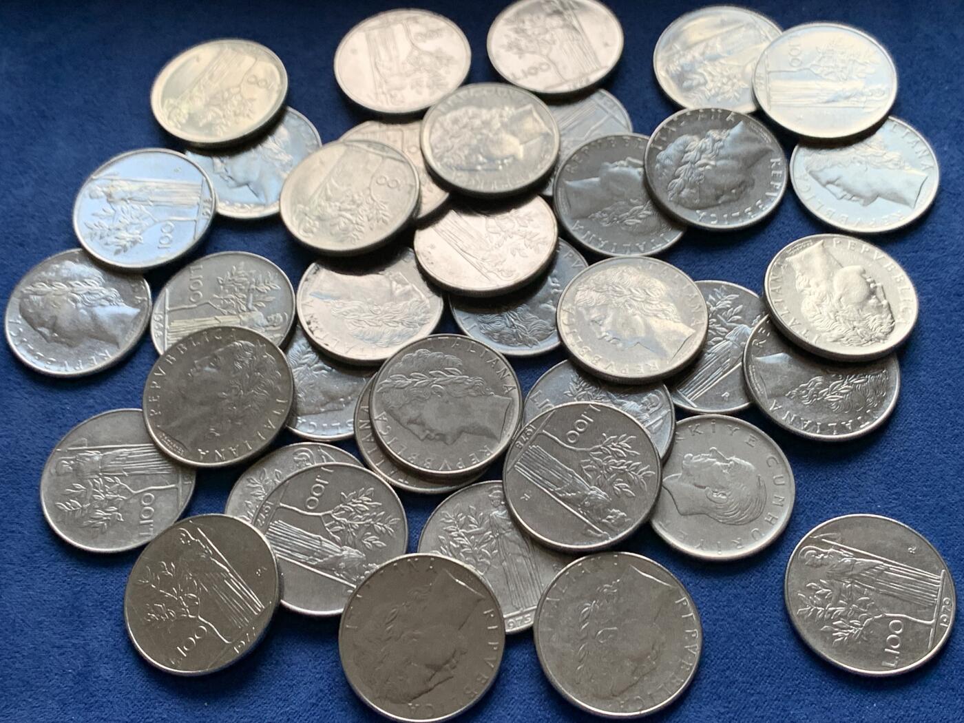 《竞宝斋》第447场 周日，周一，2场连拍 （全场包邮） 37枚一组 意大利100里拉钢币36枚+土耳其1960年1里拉钢币1枚 年份细节见图