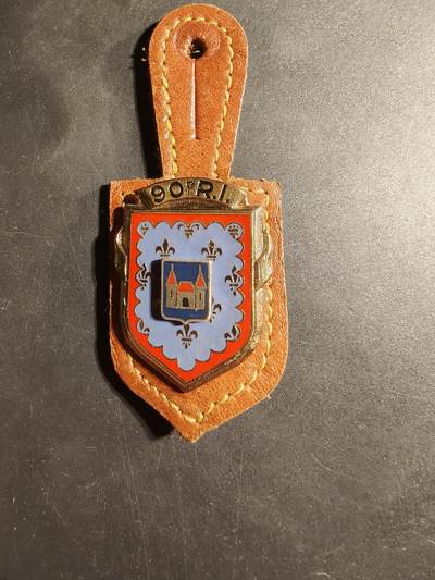 老王徽章第169期 - 法国第90步兵团证章