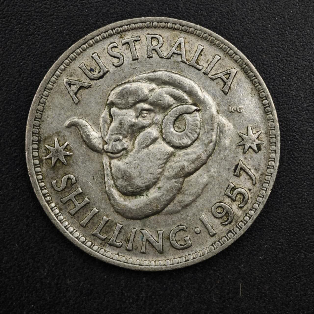 【淘币小摊】实时拍第八百二十七拍   散币场   满百包邮可预留二周 每周一统一发货   澳大利亚1957年伊丽莎白二世1先令银币