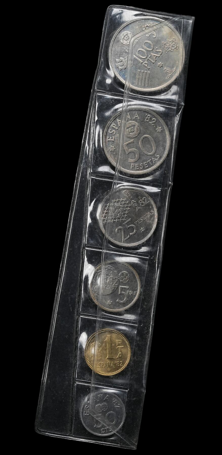 修遠堂世界钱币第九十七期 1982年西班牙世界杯套币 BU品