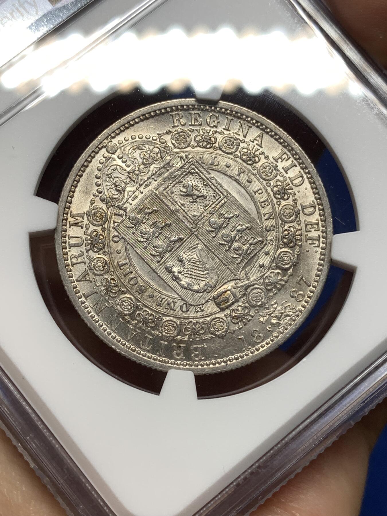 《竞宝斋》第447场 周日，周一，2场连拍 （全场包邮） NGC AU55 英国1887年半克朗银币，背面银光充沛，细节不错。