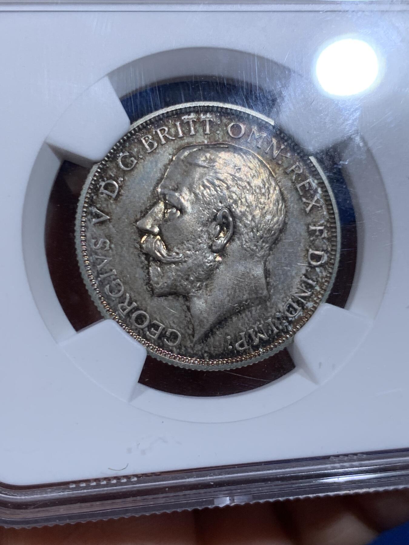 《竞宝斋》第447场 周日，周一，2场连拍 （全场包邮） NGC PF67 英国 1911年 乔治五世精制1弗洛林银币 英系经典品种，镜面效果好，尤其背面，黄绿包浆，少见彩系，非常漂亮