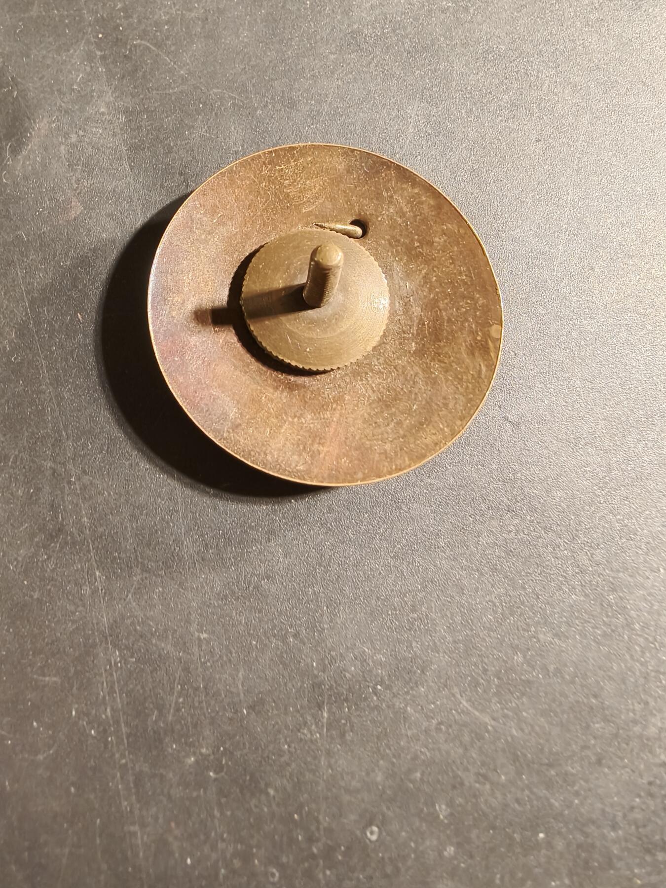 老王徽章第169期 美国陆军大檐帽帽徽