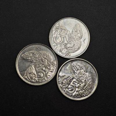 【淘币小摊】实时拍第八百二十七拍   散币场   满百包邮可预留二周 每周一统一发货   - 新西兰5分3枚