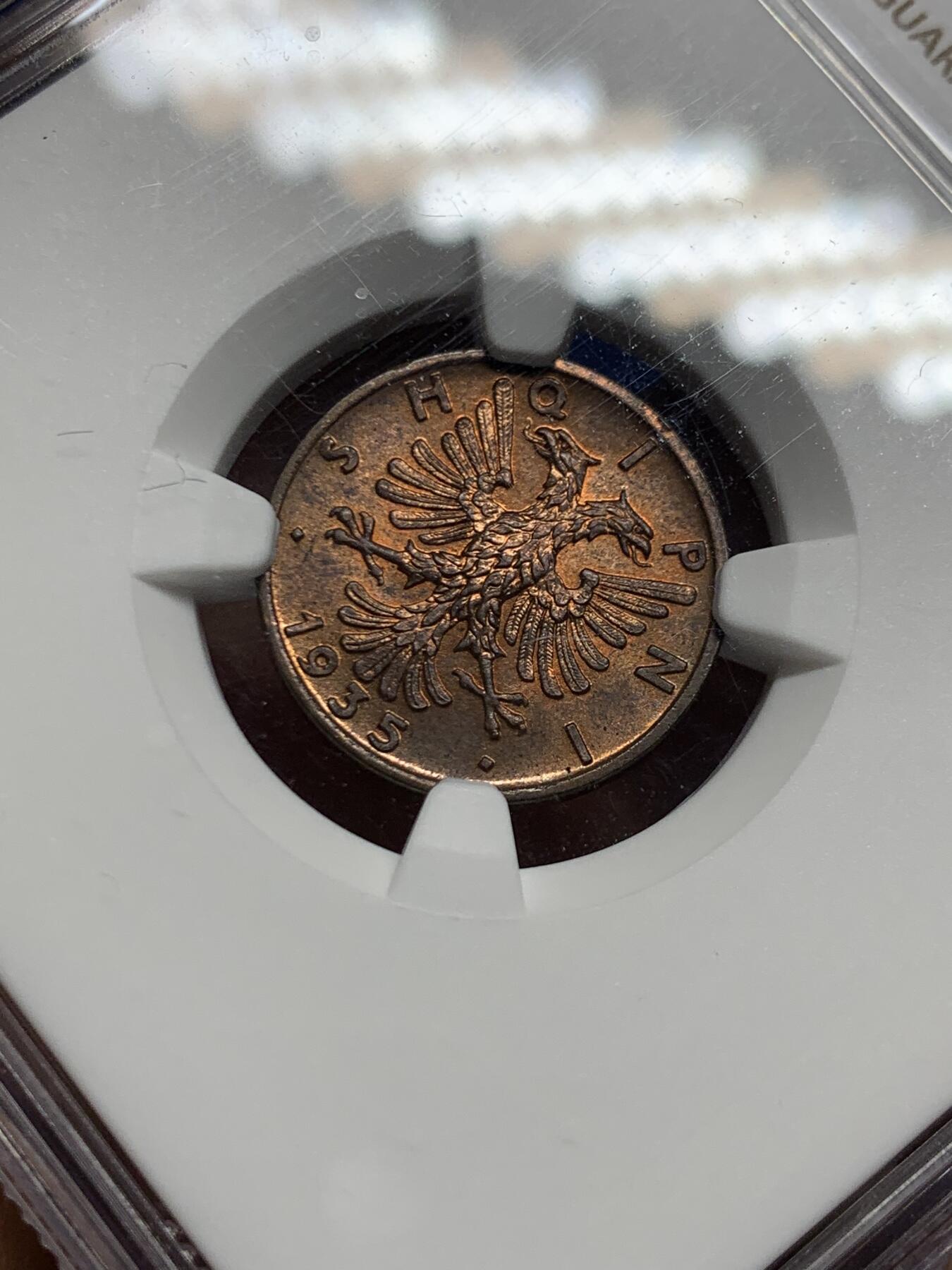 《竞宝斋》第447场 周日，周一，2场连拍 （全场包邮） NGC MS64RB 阿尔巴尼亚 1935年 QINDAR铜币