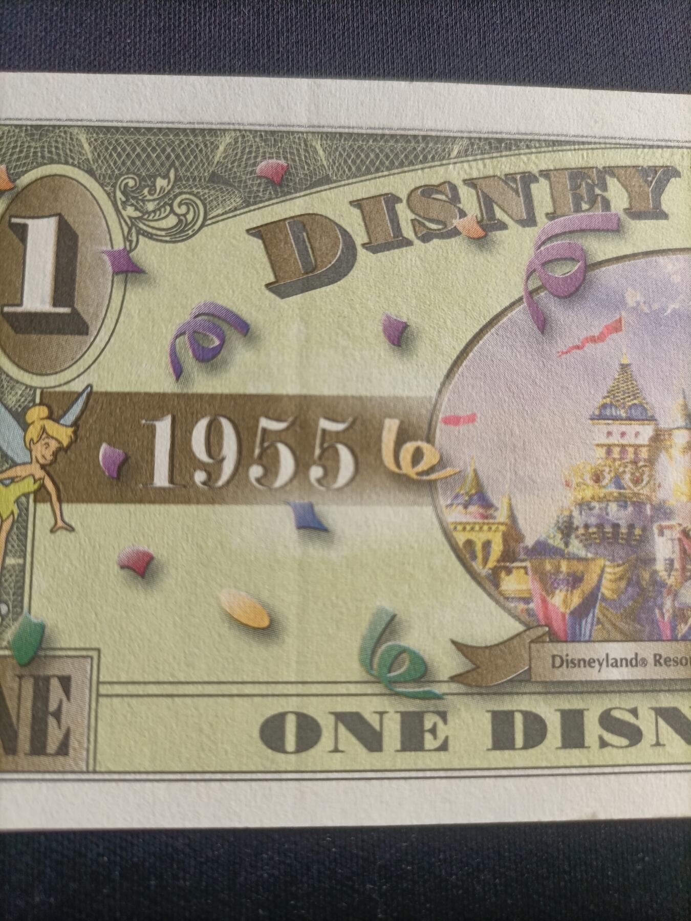 【游宝拍卖】乙巳蛇年96期 周四集拍 迪士尼-1元【2005年 小飞象纪念钞 UNC- 轻折】