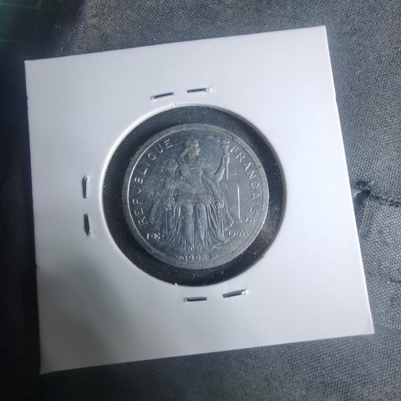 沼泽如烟--第931场 法属新喀里多尼亚1998年1法郎