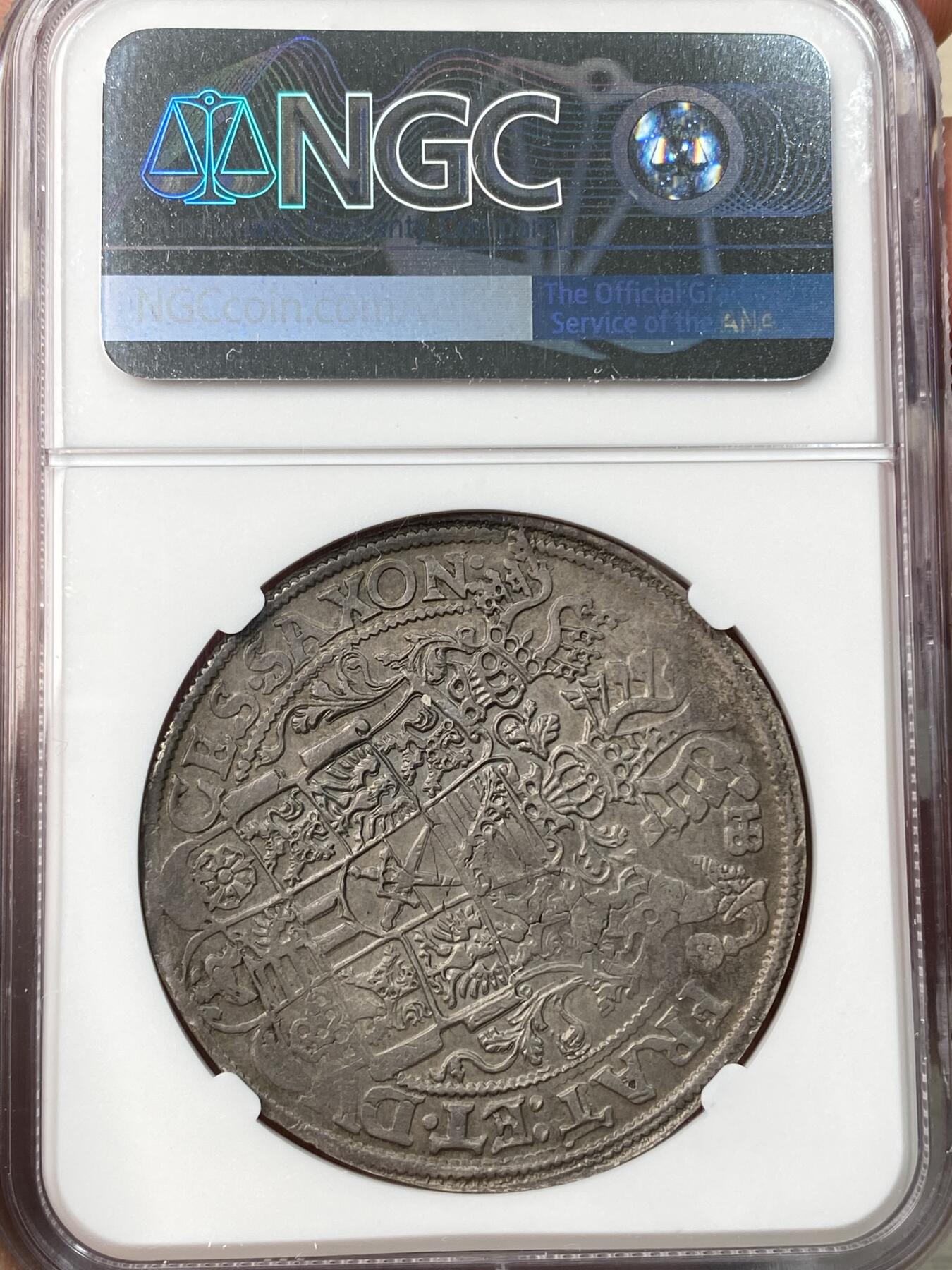 万国钱币拍卖第057期（万国冬季大拍） NGC AU58 1600年德国萨克森三兄弟纹章大泰勒 好品罕见的萨克森17世纪早期大泰勒 原味纸袋包浆 NGC冠军分