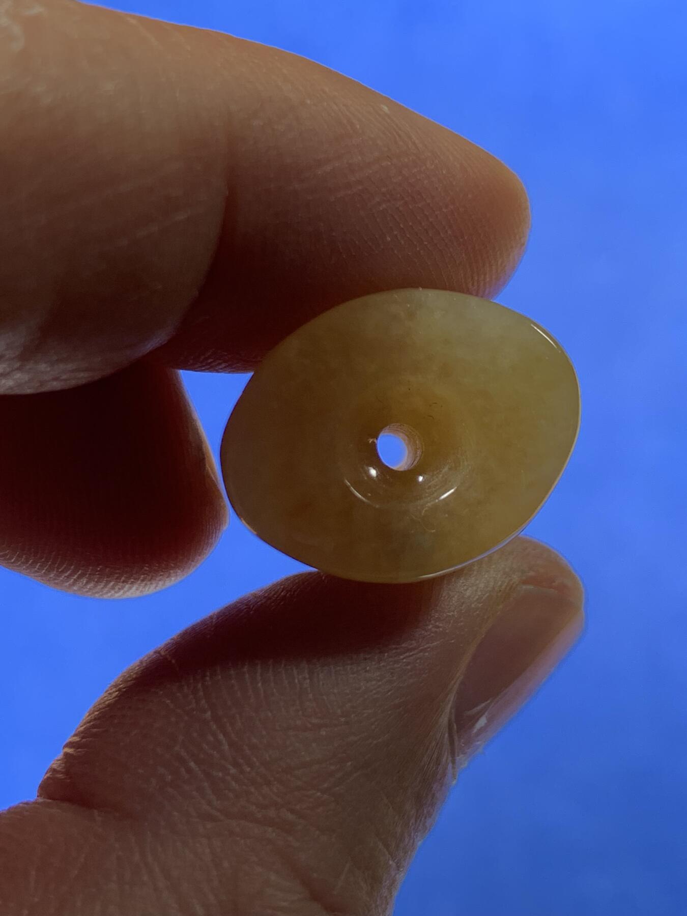 《竞宝斋》第447场 周日，周一，2场连拍 （全场包邮） 天然A货 黄翡吊坠 手牌 勒子 细节见图