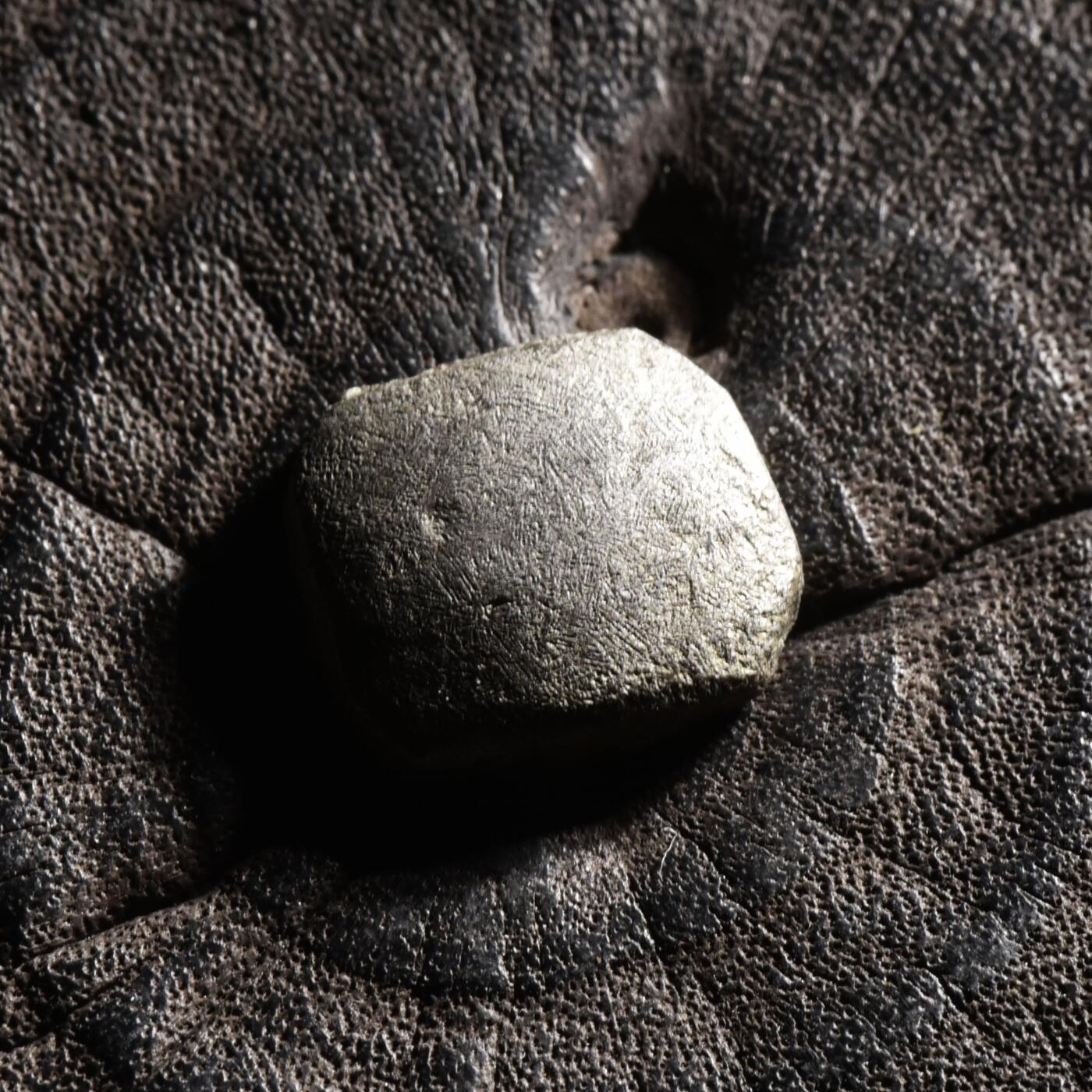 【良泉】【元旦直播场】1月1日晚19.30点开拍！208组西方古代钱币、日本朝鲜花钱 公元前5-前3世纪【古印度】犍陀罗 六臂符 【小面值】1/8萨特马纳 银币，2.58克