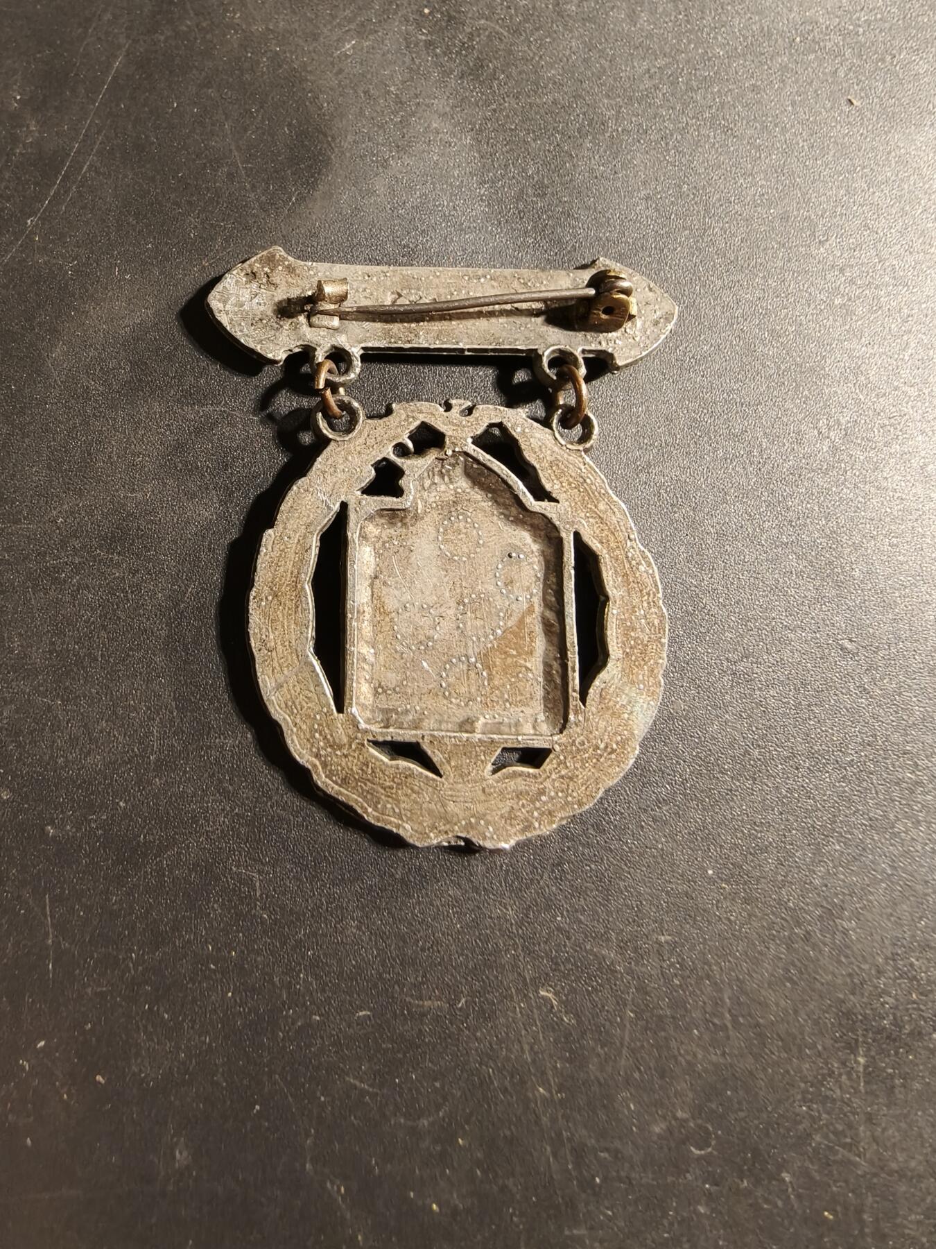 老王徽章第169期 美国海军陆战队神射手技能章     二战时期横针版