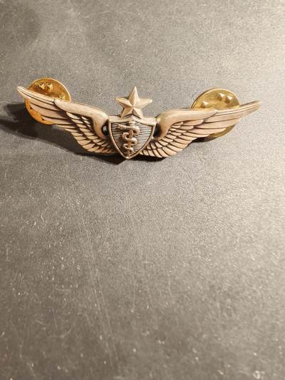 老王徽章第169期 - 美国空军军医中级技能章    925银    2英寸