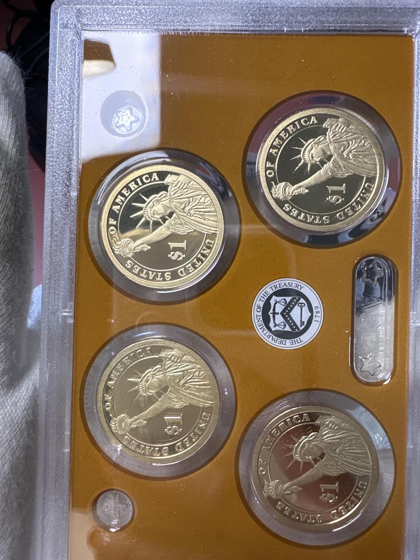 12.25银币、套币、精制币专场