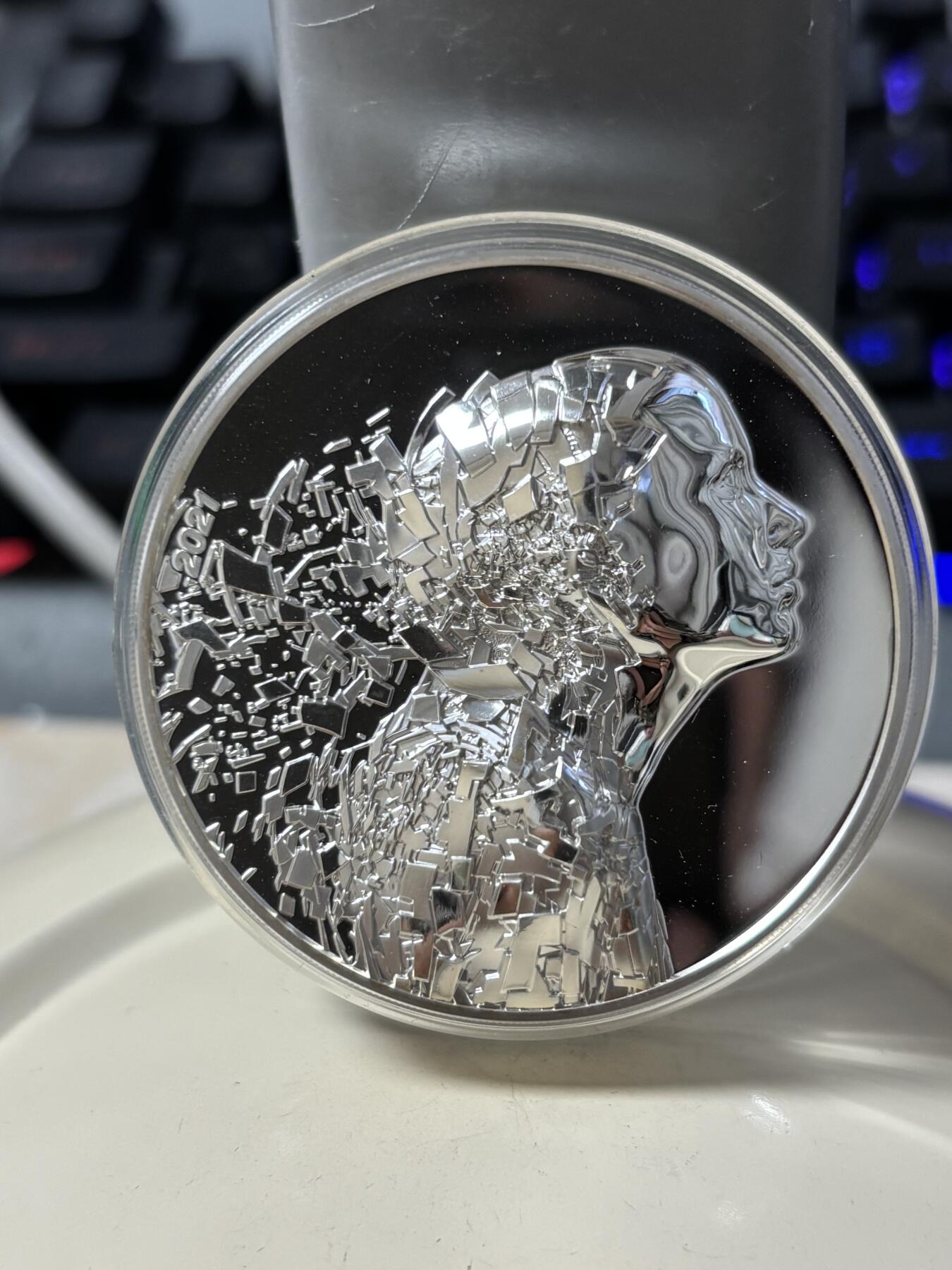 第186期拍卖 库克2021年信息大爆炸3盎司高浮雕精制纪念银币，999银，发行量999枚