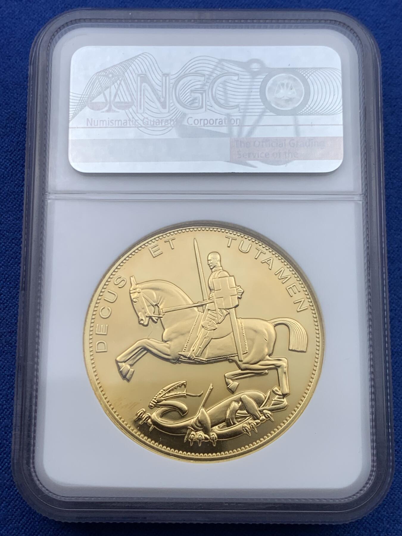 《竞宝斋》第447场 周日，周一，2场连拍 （全场包邮） NGC PF68 英国 爱德华八世加冕幻想镀金克朗，爱八官方币玩不起，幻想币还是可以玩玩。加厚盒