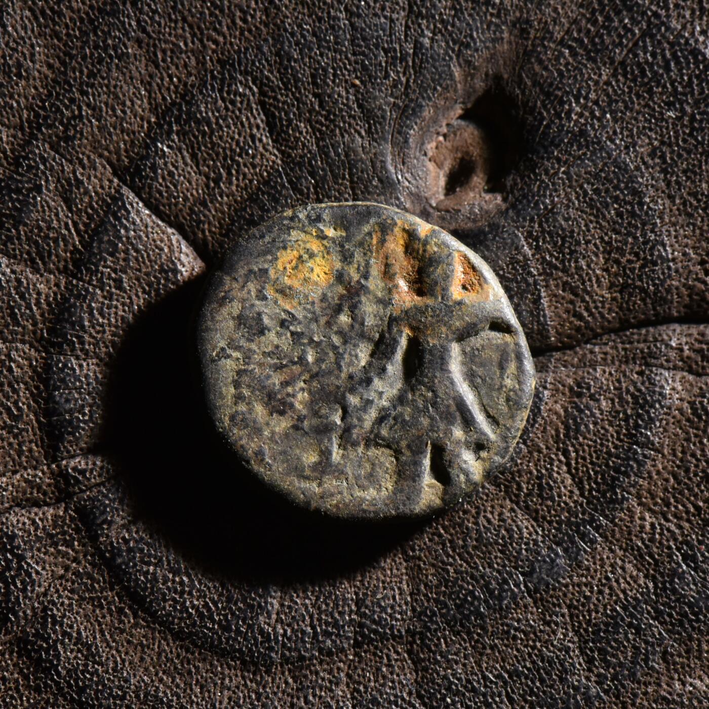 【良泉】【元旦直播场】1月1日晚19.30点开拍！208组西方古代钱币、日本朝鲜花钱 佛教的三大护法王——迦腻色伽一世，公元128-158年【古印度】贵霜王朝“娜娜女神”一德拉克马铜币，3.52克