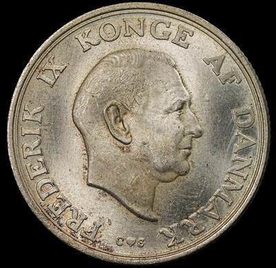 修遠堂世界钱币第九十七期 - 1958年丹麦-玛格丽特公主成年纪念 2克朗银币 15g，含银80%