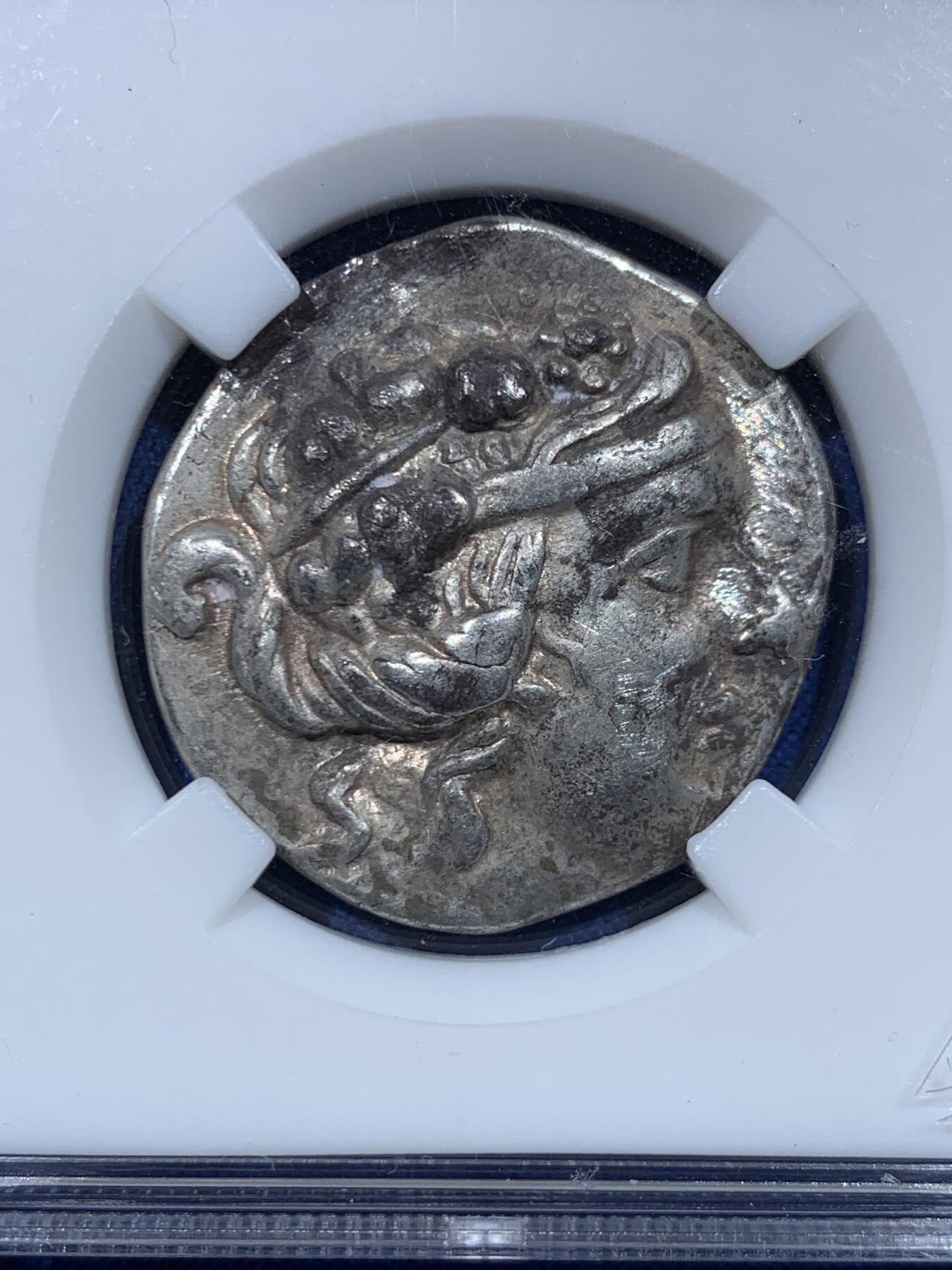 《竞宝斋》第447场 周日，周一，2场连拍 （全场包邮） ZDGS Ch VF 古希腊色雷斯地区148.B.C-80.B.C萨索斯岛4德拉克马银币 正面酒神狄俄尼索斯头像 背面大力神手持棍棒与狮皮 整体状态细节见图