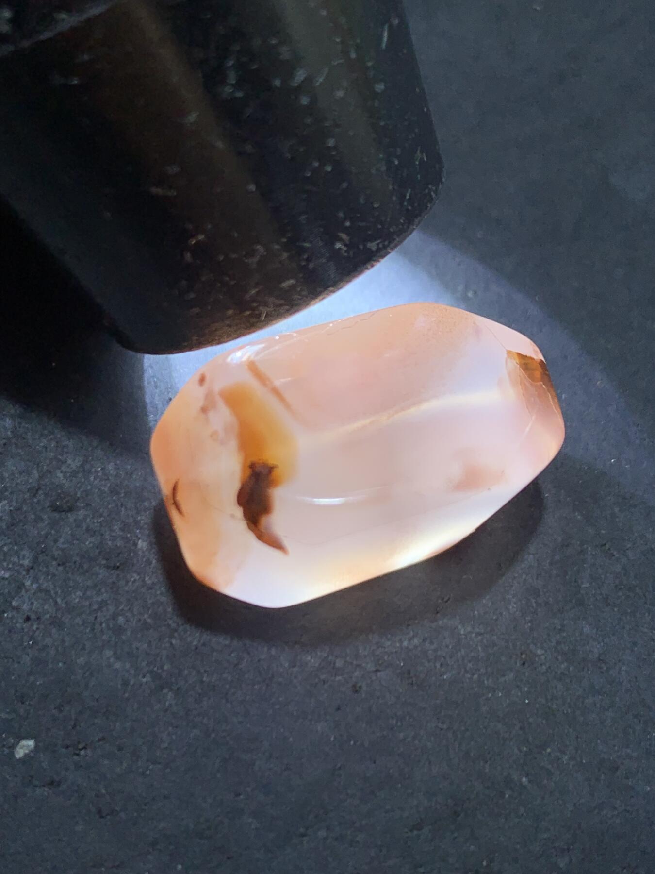 川料南红玛瑙荔枝冻飘柿子红通货随形四棱珠一颗！