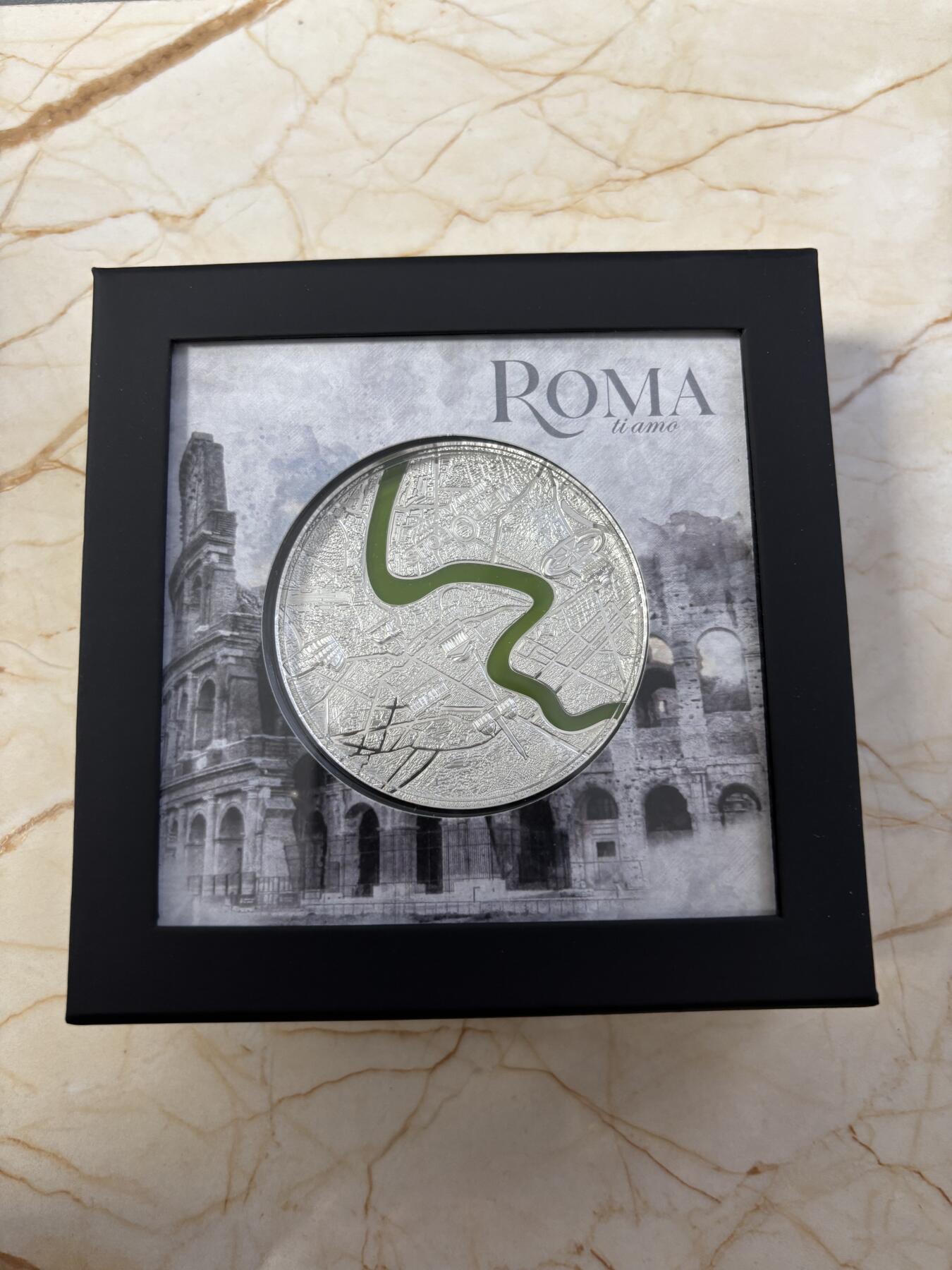 第186期拍卖 帕劳2022年蒂凡尼系列罗马街景3盎司镶嵌玻璃纪念银币，3盎司，999银，发行999枚，