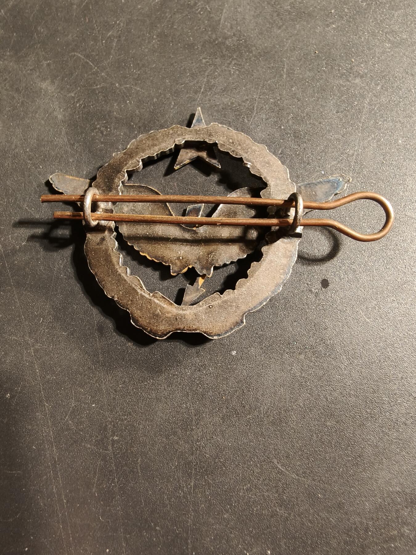 老王徽章第169期 法国空军无线电操作员证章