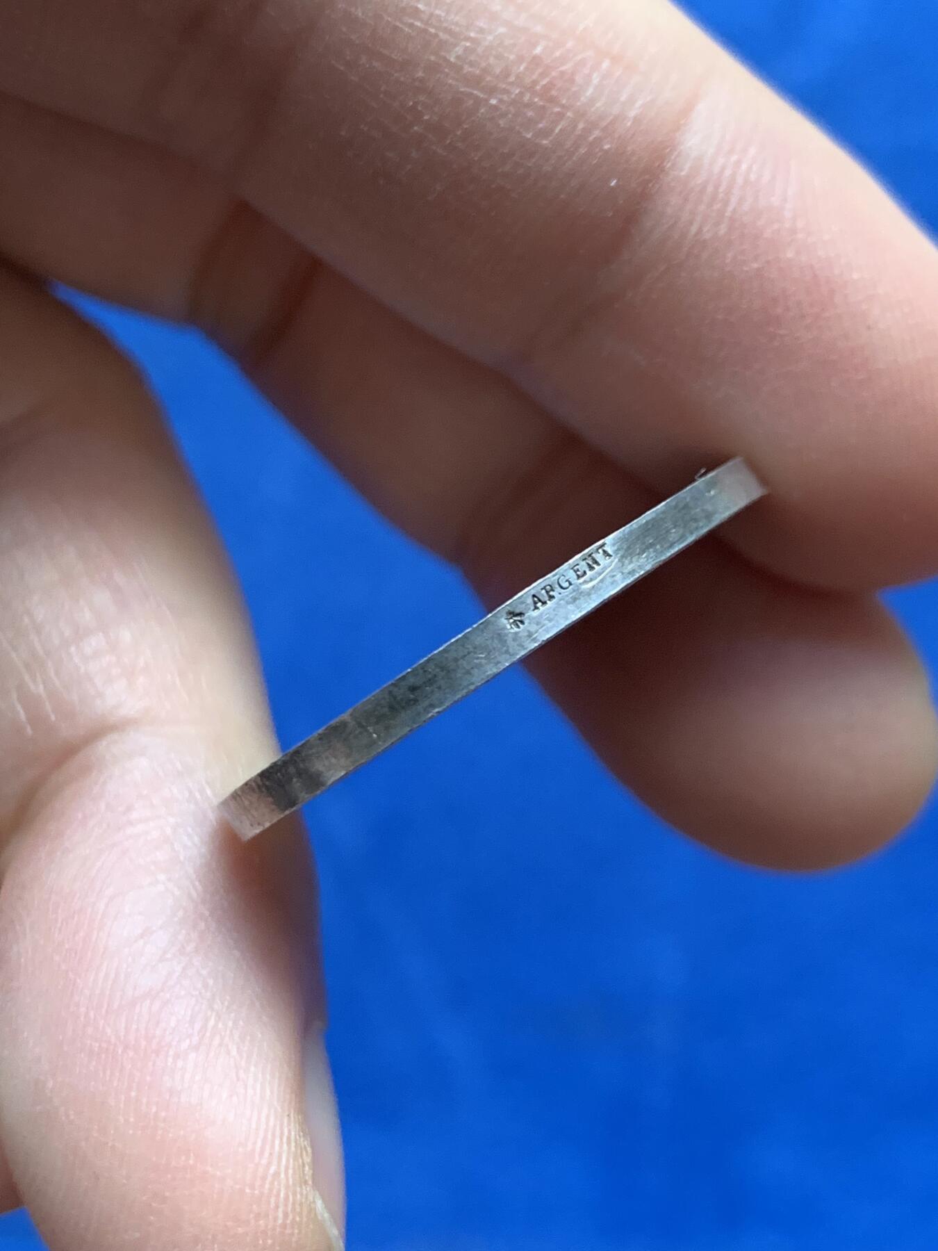 《竞宝斋》第447场 周日，周一，2场连拍 （全场包邮） 法国1867年婚礼银章 蜜蜂银标 10.18克 27.8mm 双面刻字