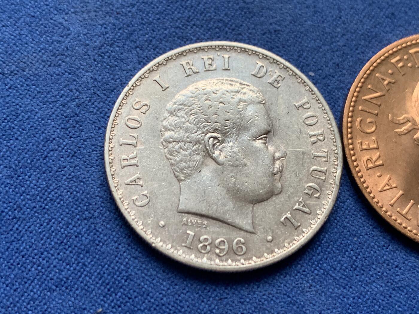 《竞宝斋》第447场 周日，周一，2场连拍 （全场包邮） 两枚一组 葡萄牙1896年卡洛斯一世500瑞斯银币+英国1967年伊丽莎白女王1便士铜币