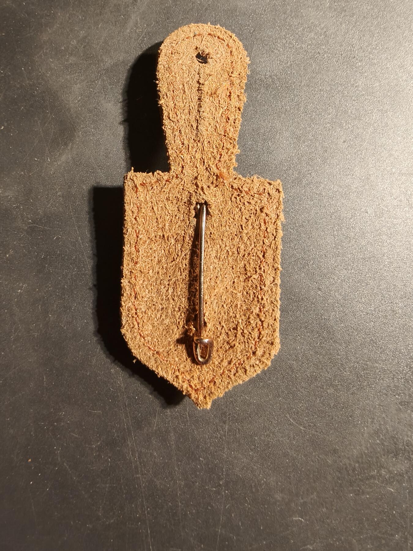 老王徽章第169期 法国第90步兵团证章