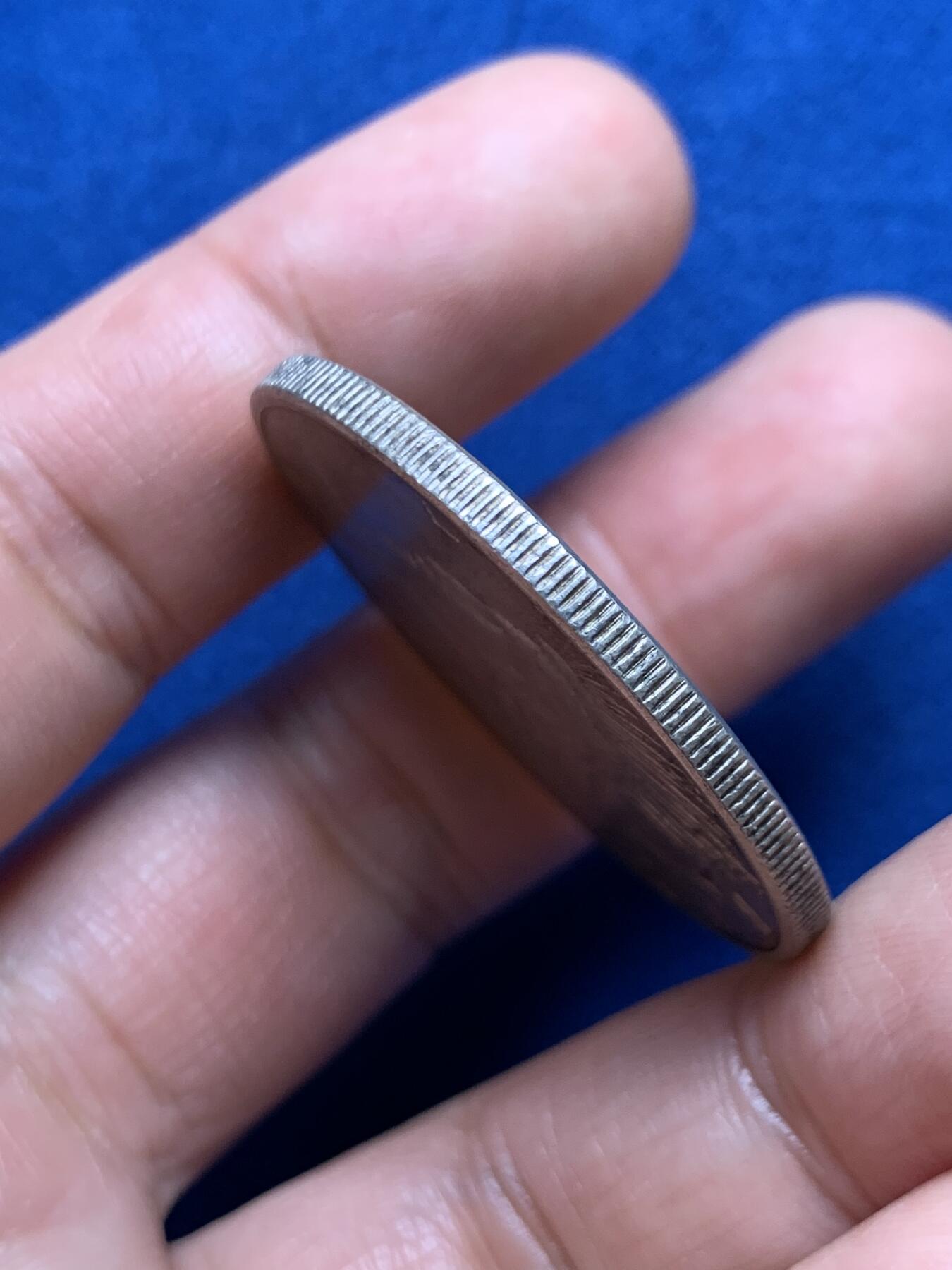 《竞宝斋》第447场 周日，周一，2场连拍 （全场包邮） 美国1922年和平鸽1美元银币