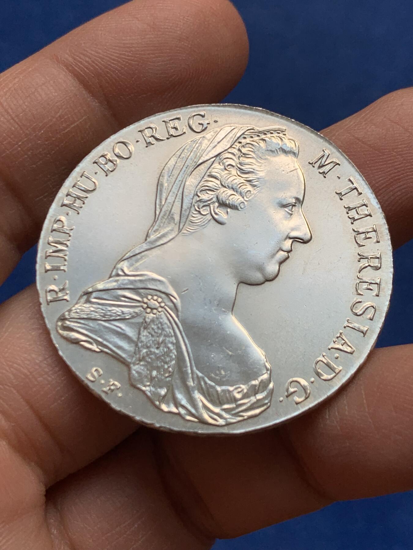 《竞宝斋》第447场 周日，周一，2场连拍 （全场包邮） 1780年奥匈帝国特蕾西亚大奶妈1泰勒银币 后铸版（28.3克 41mm 833银）