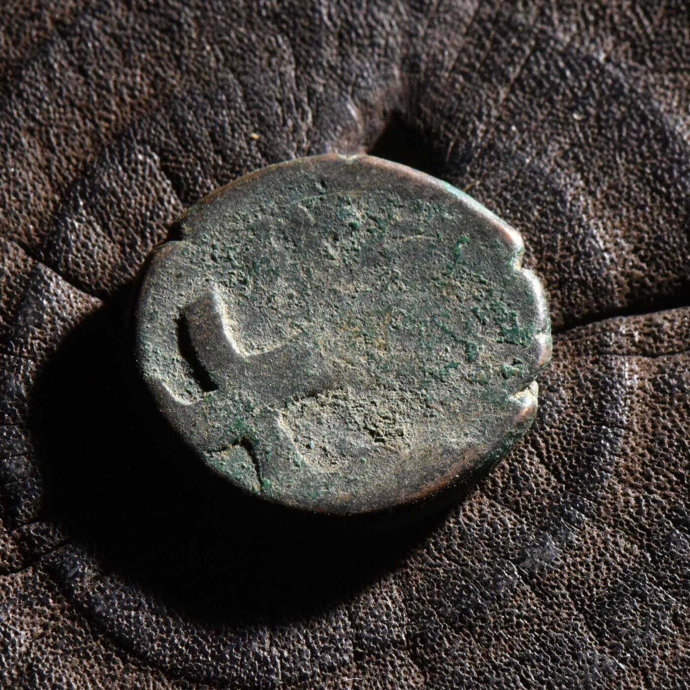 【良泉】【元旦直播场】1月1日晚19.30点开拍！208组西方古代钱币、日本朝鲜花钱 约1780-1850年【阿富汗】自治地区打制“狮子弯刀”法鲁斯铜币，6.59克