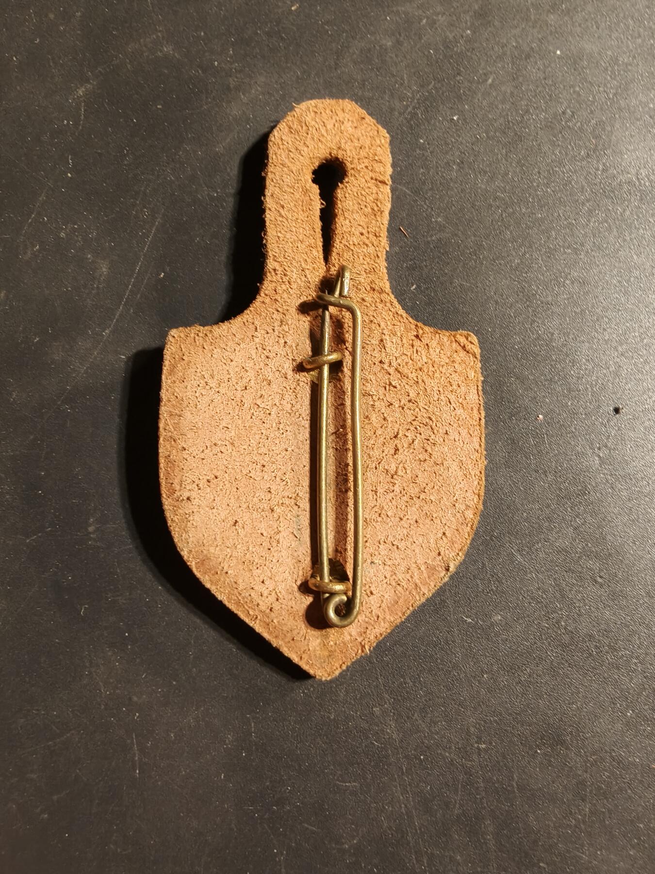 老王徽章第169期 法国第32炮兵团证章