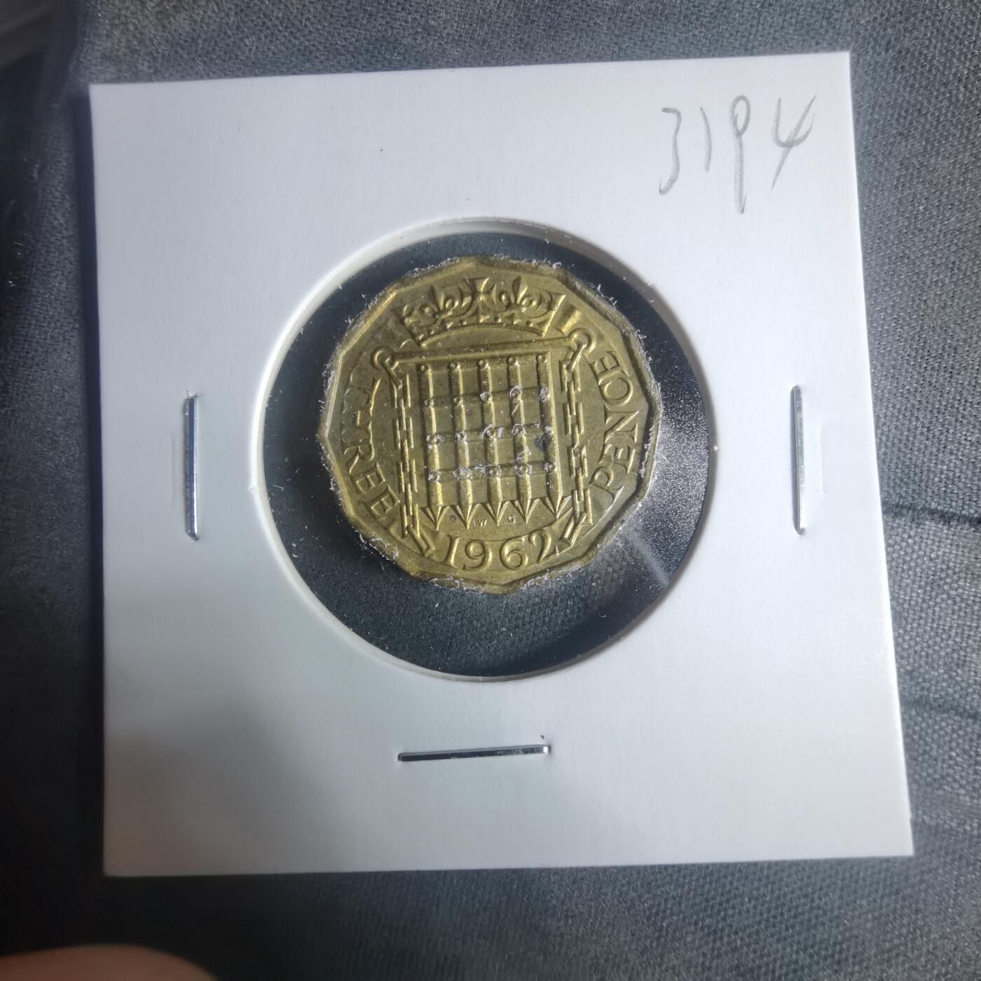 沼泽如烟--第931场 英国1962年3便士