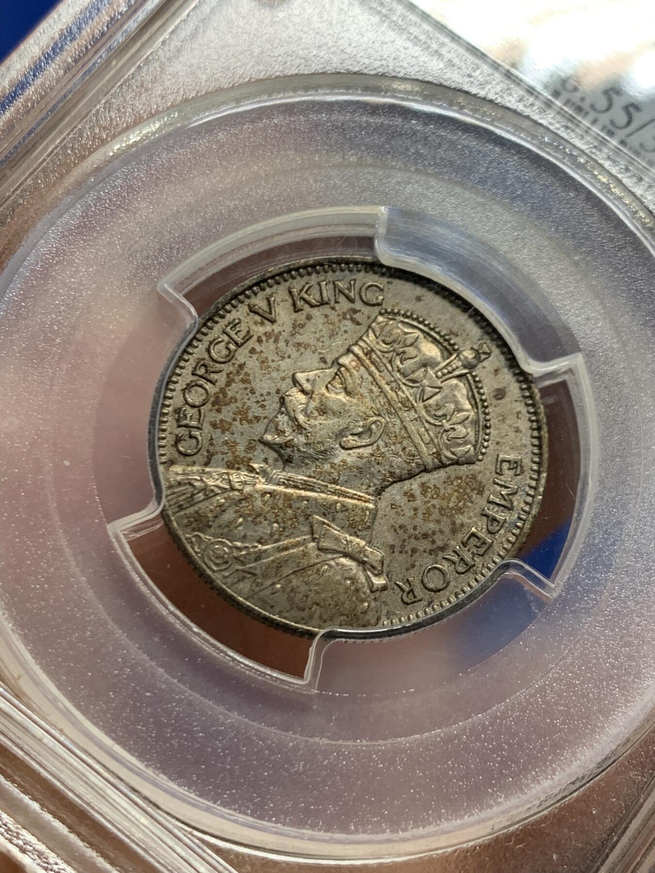 《竞宝斋》第447场 周日，周一，2场连拍 （全场包邮） PCGS AU55 英属斐济1936年乔治五世1先令银币，淡淡包浆，值得拥有，英属小众品种