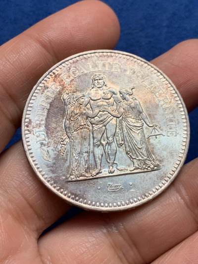 《竞宝斋》第447场 周日，周一，2场连拍 （全场包邮） - 法国1978年50法郎大银币 29.9克 900银 状态不错 银光闪闪