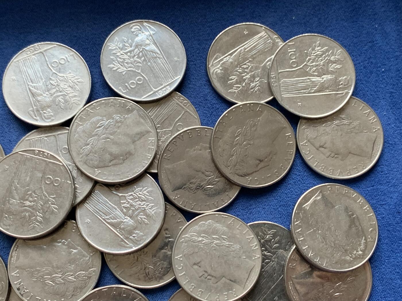 《竞宝斋》第447场 周日，周一，2场连拍 （全场包邮） 37枚一组 意大利100里拉钢币36枚+土耳其1960年1里拉钢币1枚 年份细节见图