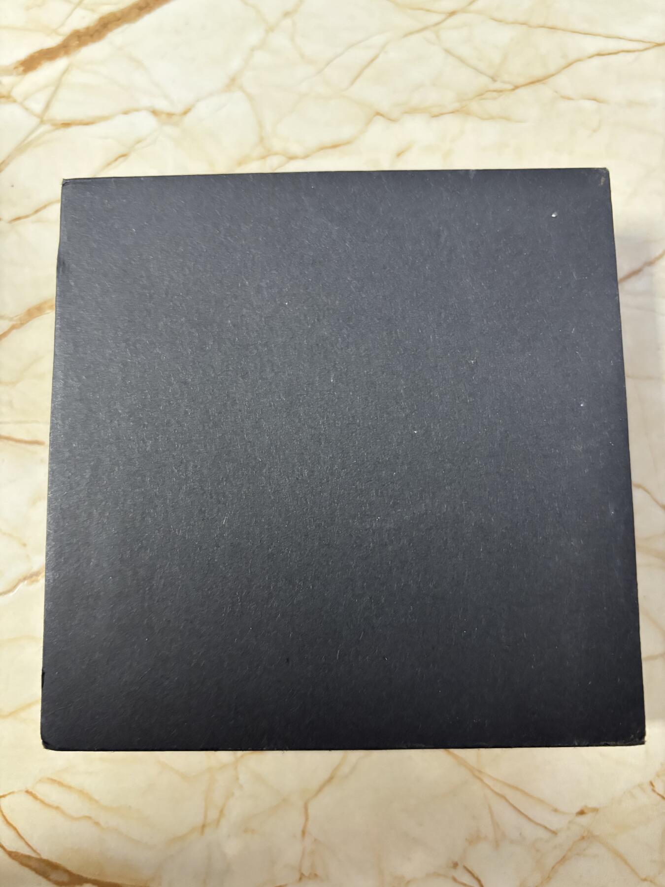 第186期拍卖 帕劳2023年夜间猎人系列凯门鳄曜石黑2盎司彩银币，9999银，发行量888枚