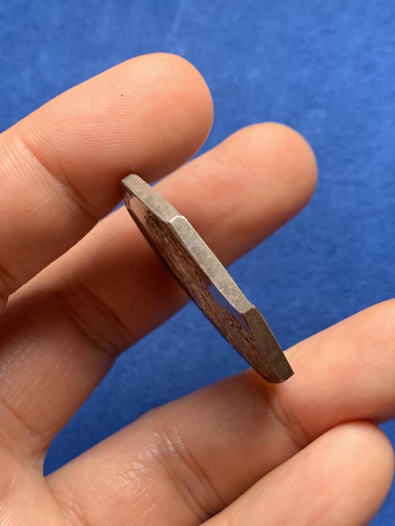 《竞宝斋》第447场 周日，周一，2场连拍 （全场包邮） 法国巴黎贴现银行八角银质代币 34.5mm 18.6克 高点俱在 难得鼻子没有磕碰