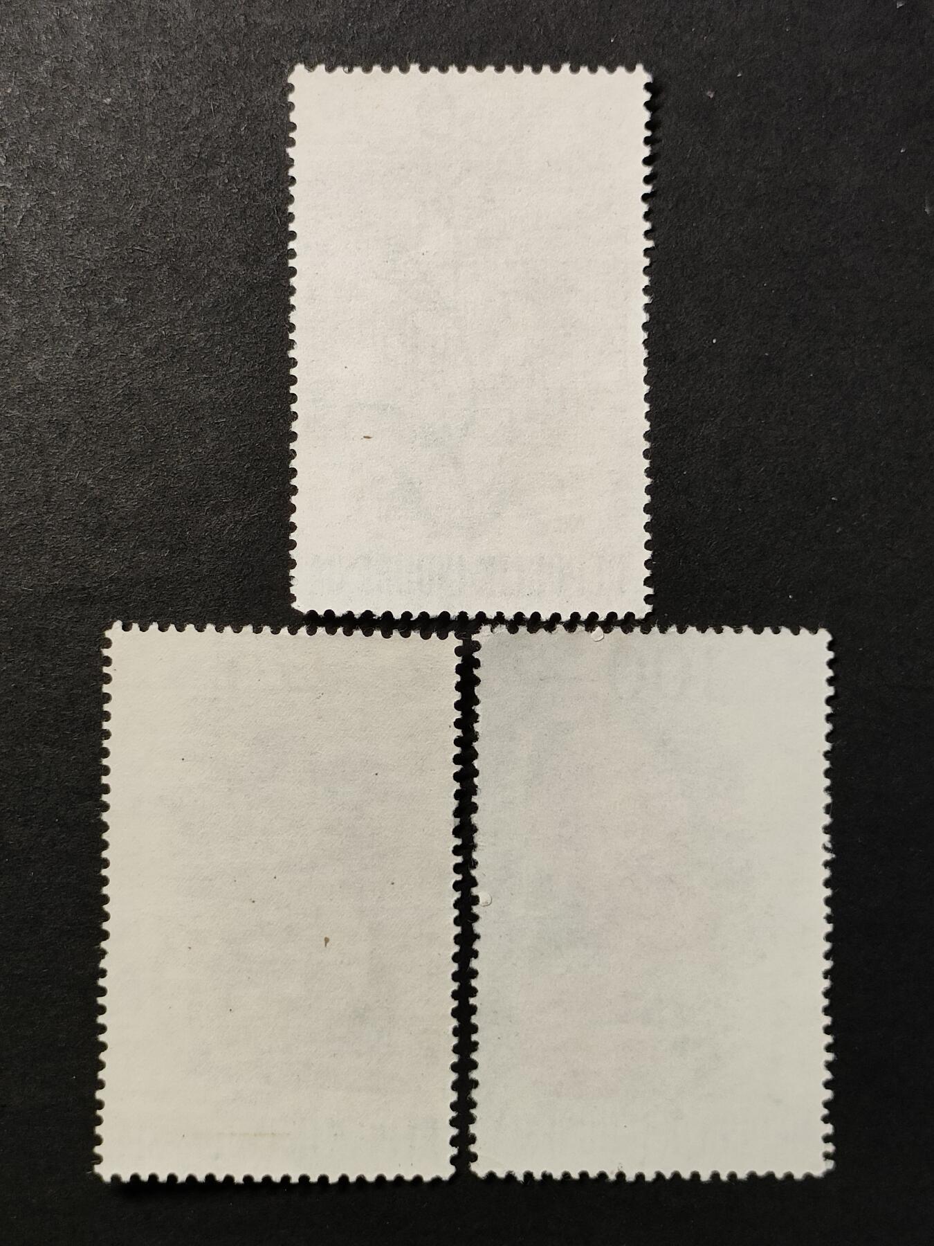 ↓君缘收藏680期☞钱币邮品↓无佣金、可寄存、满30元包邮  印度尼西亚邮票，1965年花卉邮票