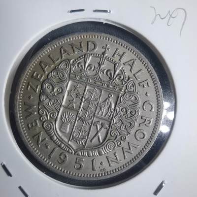 沼泽如烟--第932场 - 新西兰1951年半克朗